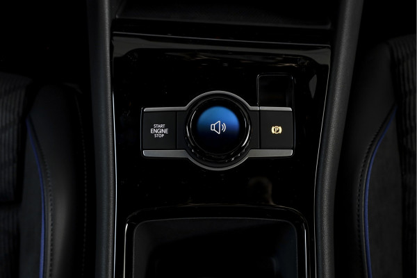 Volkswagen Tiguan 1.5 eHybrid 272 PK R-Line | Black Style | S/K-panodak | Adapt. Cruise | Stoel-+stuurverw. | App. Connect | Camera | LM 19" | 3777