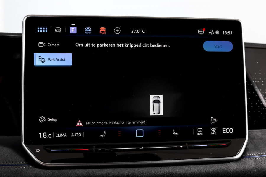 Volkswagen Tiguan 1.5 eHybrid 272 PK R-Line | Black Style | S/K-panodak | Adapt. Cruise | Stoel-+stuurverw. | App. Connect | Camera | LM 19" | 3777
