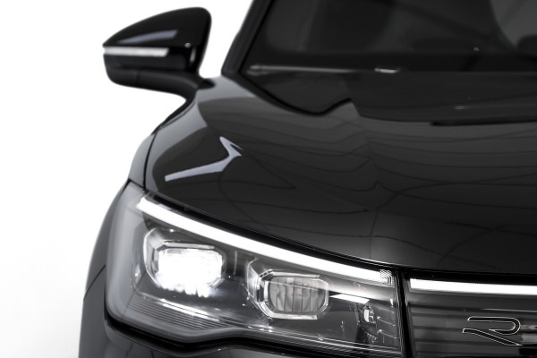Volkswagen Tiguan 1.5 eHybrid 272 PK R-Line | Black Style | S/K-panodak | Adapt. Cruise | Stoel-+stuurverw. | App. Connect | Camera | LM 19" | 3777