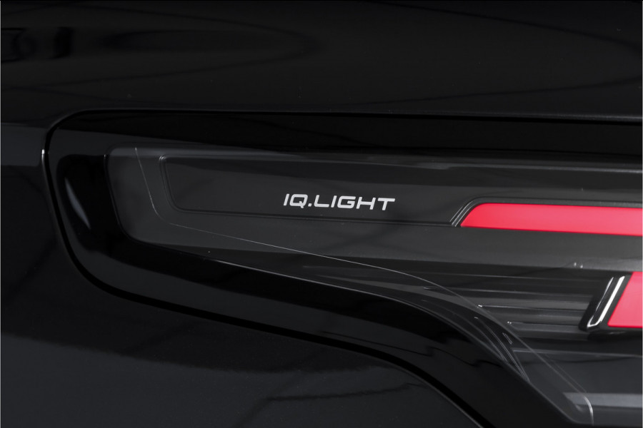 Volkswagen Tiguan 1.5 eHybrid 272 PK R-Line | Black Style | S/K-panodak | Adapt. Cruise | Stoel-+stuurverw. | App. Connect | Camera | LM 19" | 3777