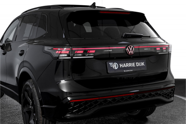 Volkswagen Tiguan 1.5 eHybrid 272 PK R-Line | Black Style | S/K-panodak | Adapt. Cruise | Stoel-+stuurverw. | App. Connect | Camera | LM 19" | 3777