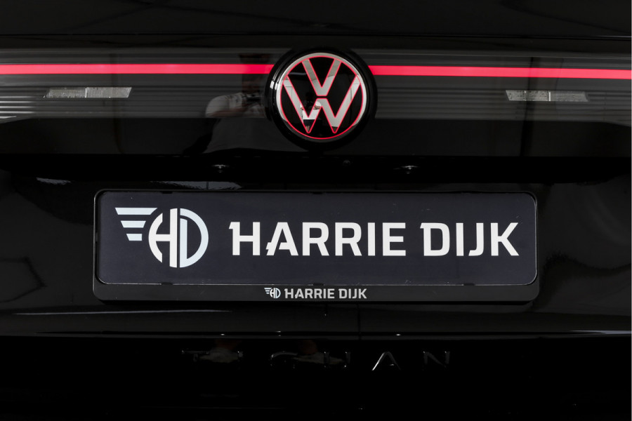 Volkswagen Tiguan 1.5 eHybrid 272 PK R-Line | Black Style | S/K-panodak | Adapt. Cruise | Stoel-+stuurverw. | App. Connect | Camera | LM 19" | 3777