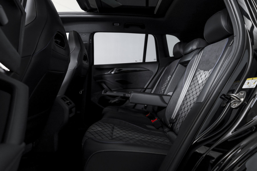 Volkswagen Tiguan 1.5 eHybrid 272 PK R-Line | Black Style | S/K-panodak | Adapt. Cruise | Stoel-+stuurverw. | App. Connect | Camera | LM 19" | 3777