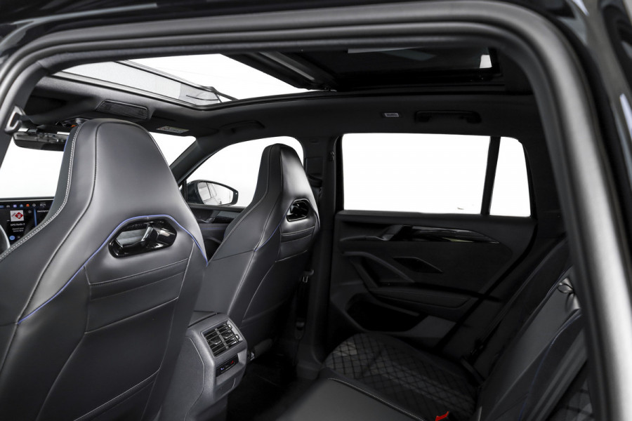 Volkswagen Tiguan 1.5 eHybrid 272 PK R-Line | Black Style | S/K-panodak | Adapt. Cruise | Stoel-+stuurverw. | App. Connect | Camera | LM 19" | 3777