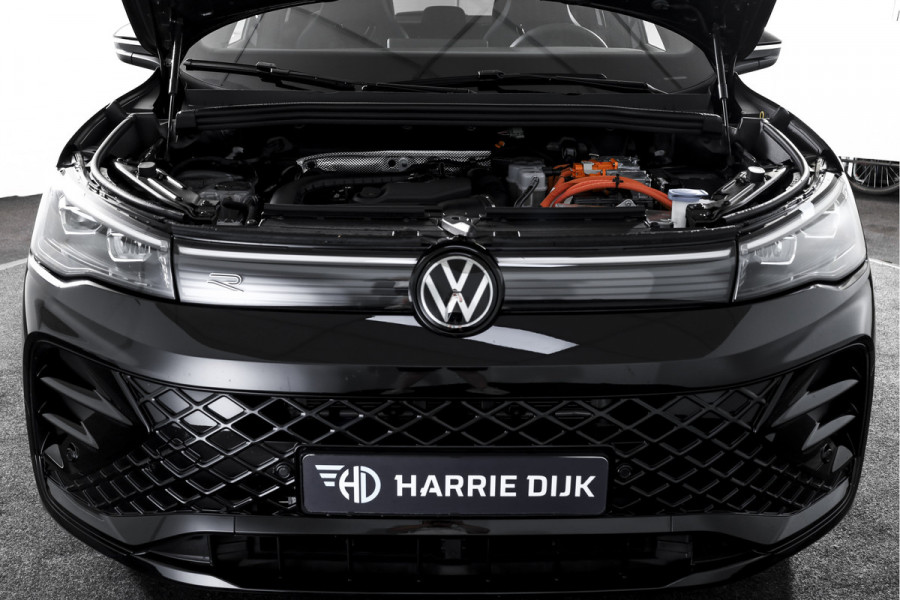 Volkswagen Tiguan 1.5 eHybrid 272 PK R-Line | Black Style | S/K-panodak | Adapt. Cruise | Stoel-+stuurverw. | App. Connect | Camera | LM 19" | 3777