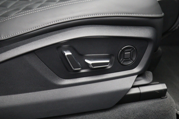 Audi Q7 60 TFSI 490 PK e Quattro Pro Line S-Line Competition PHEV, Trekhaak, Panoramadak, RS-Sportstoelen, Bang & Olufsen, Memory