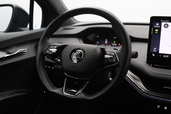 Škoda ENYAQ iV 60 KWH 180 PK Sportline, SOH 92 %, Warmtepomp, Panoramadak, Trekhaak