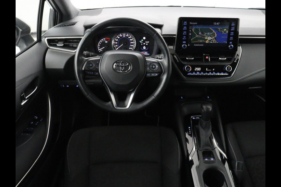 Toyota Corolla 2.0 Hybrid First Edition | Stoel & stuurverwarming | Navigatie | Carplay | Adaptive cruise | Full LED | Camera | Climate control | Bluetooth