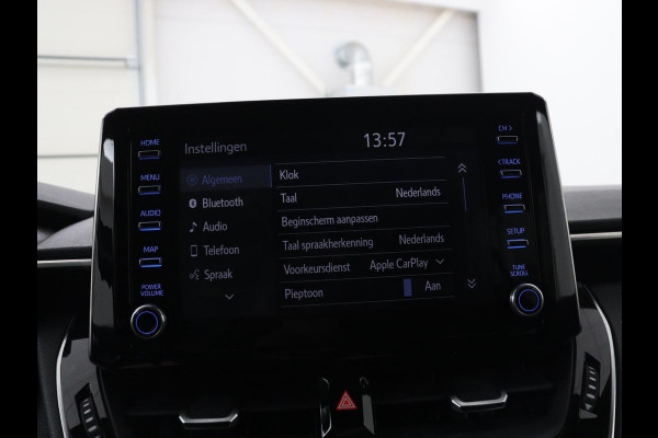Toyota Corolla 2.0 Hybrid First Edition | Stoel & stuurverwarming | Navigatie | Carplay | Adaptive cruise | Full LED | Camera | Climate control | Bluetooth