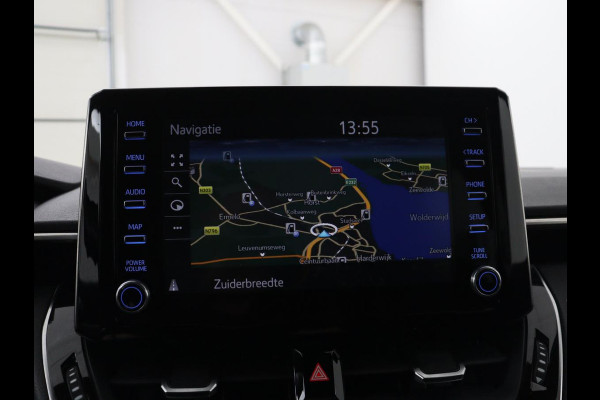 Toyota Corolla 2.0 Hybrid First Edition | Stoel & stuurverwarming | Navigatie | Carplay | Adaptive cruise | Full LED | Camera | Climate control | Bluetooth