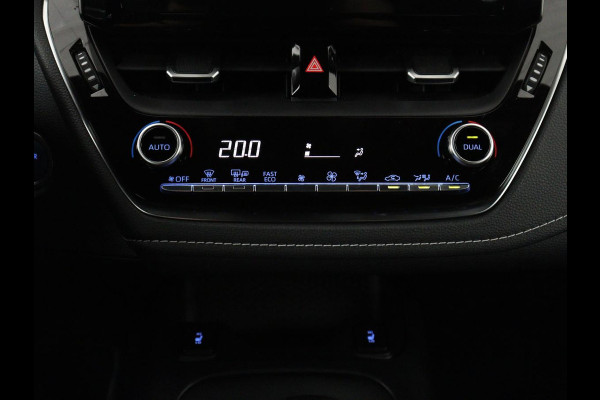 Toyota Corolla 2.0 Hybrid First Edition | Stoel & stuurverwarming | Navigatie | Carplay | Adaptive cruise | Full LED | Camera | Climate control | Bluetooth