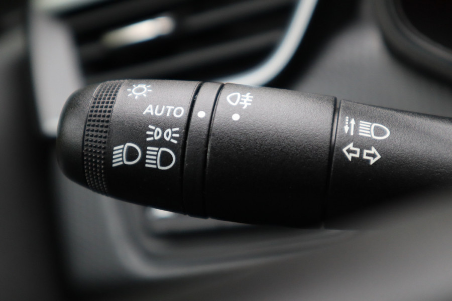 Renault Clio 1.0 TCe 90 Equilibre | Navi | Carplay |