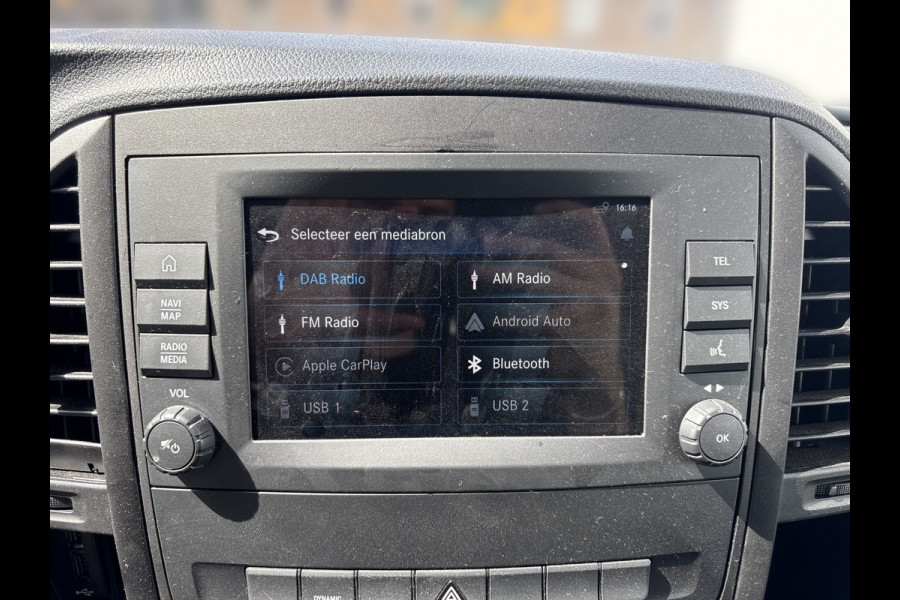 Mercedes-Benz eVito eVito 112 66kWh 280km WLTP 95.6% (SOH) Snelladen LED L2H1 Climate Control Cruise Control Carplay Camera Stoelverwarming