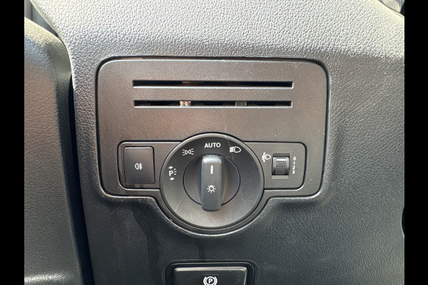 Mercedes-Benz eVito eVito 112 66kWh 280km WLTP 95.6% (SOH) Snelladen LED L2H1 Climate Control Cruise Control Carplay Camera Stoelverwarming