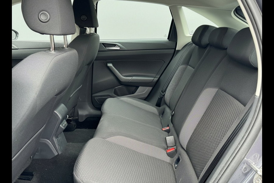 Volkswagen Taigo TSI 110PK DSG LIFE BUSINESS CAMERA/ACC/NAVI/CARPLAY