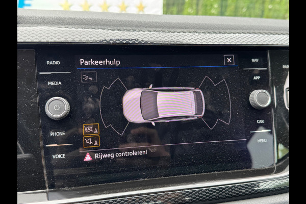 Volkswagen Taigo TSI 110PK DSG LIFE BUSINESS CAMERA/ACC/NAVI/CARPLAY