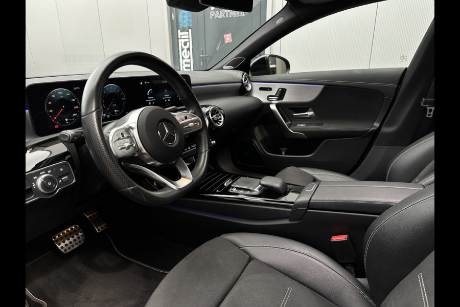 Mercedes-Benz CLA-Klasse 250 e AMG Line Burmester | Pano | Memory | Camera | 12 maanden garantie