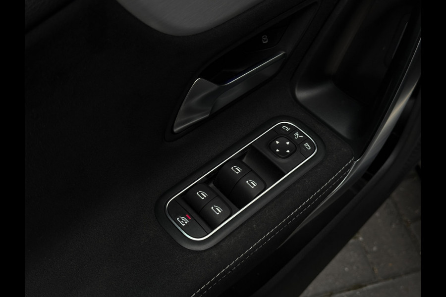 Mercedes-Benz CLA-Klasse 250 e AMG Line Burmester | Pano | Memory | Camera | 12 maanden garantie