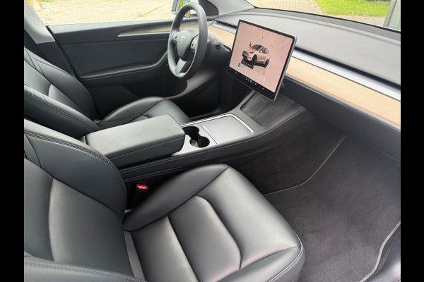 Tesla Model Y RWD 58 kWh - Navi - Leder - Panoramadak - Org.NL