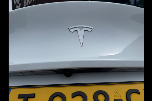 Tesla Model Y RWD 58 kWh - Navi - Leder - Panoramadak - Org.NL