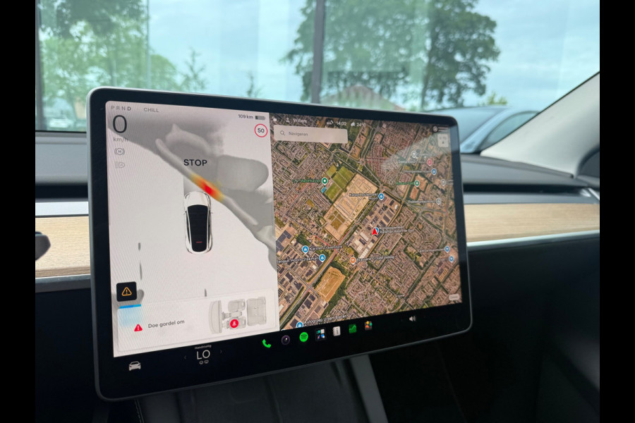 Tesla Model Y RWD 58 kWh - Navi - Leder - Panoramadak - Org.NL