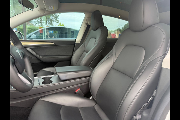 Tesla Model Y RWD 58 kWh - Navi - Leder - Panoramadak - Org.NL