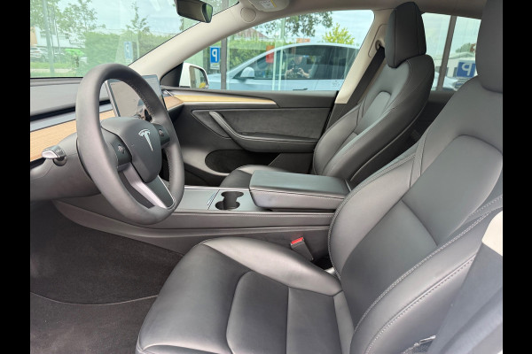 Tesla Model Y RWD 58 kWh - Navi - Leder - Panoramadak - Org.NL