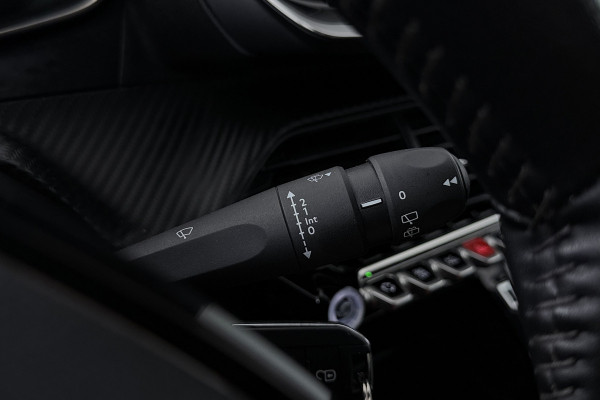 Peugeot 208 1.2 PureTech Active Pack (NAVIGATIE, CRUISE, 1e EIGENAAR, GOED ONDERHOUDEN)
