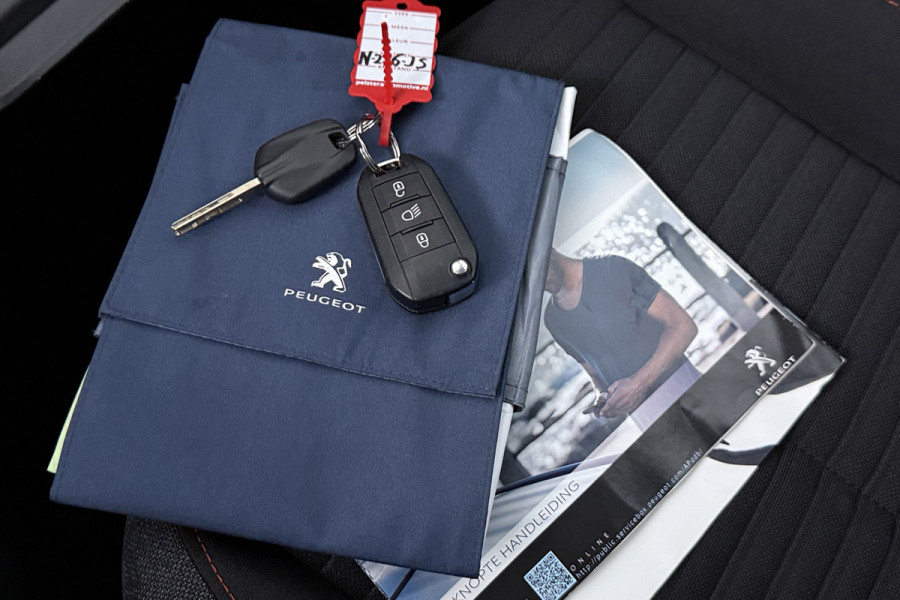 Peugeot 208 1.2 PureTech Active Pack (NAVIGATIE, CRUISE, 1e EIGENAAR, GOED ONDERHOUDEN)