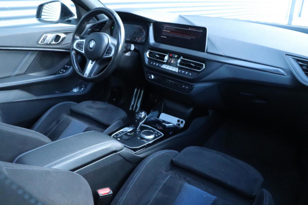 BMW 1-serie 118i | M-Sport | M-Pakket - PANO - VIRT.COCKPIT - VOL!