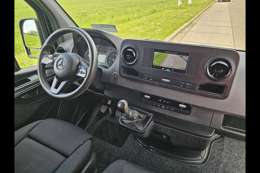 Mercedes-Benz Sprinter 316 L1H1 Trekhaak Navi Mbux Camera 3 Zits Airco Euro6 163 PK!