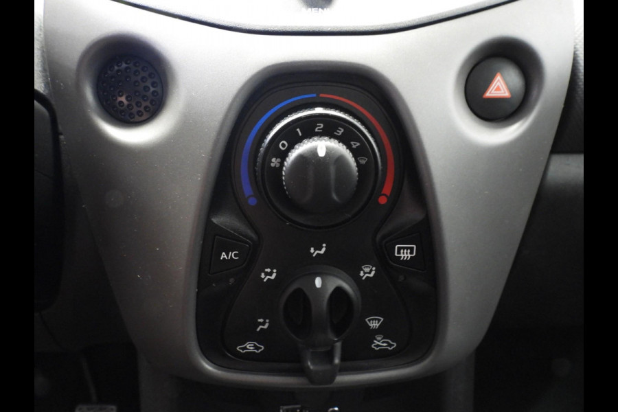 Peugeot 108 1.0 e-VTi Active AIRCO/BLUETOOTH!