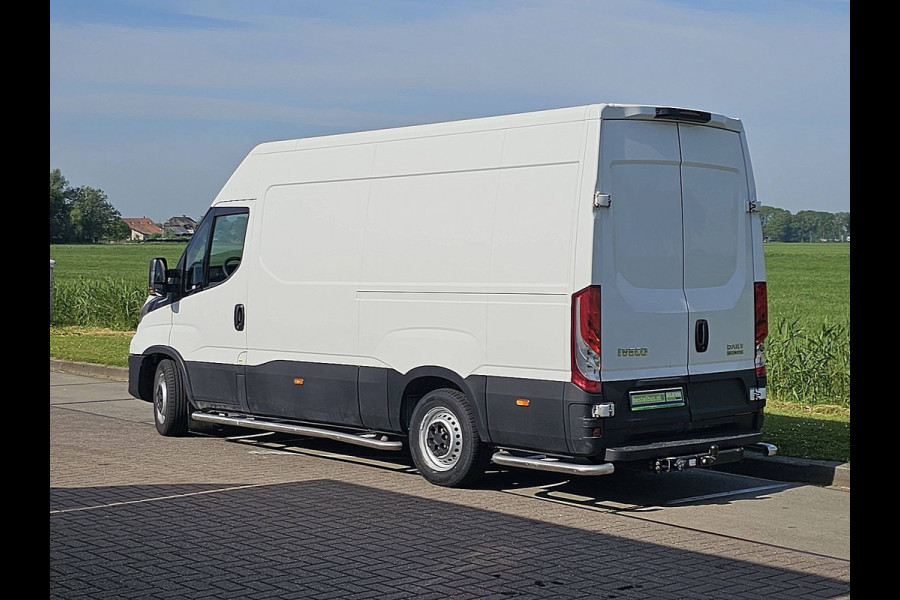 Iveco Daily 35S14 L2H2 Automaat Euro6 3.5T-Trekhaak 3-Zits Airco/ECC Standkachel 3-Zits Stoelverwarming
