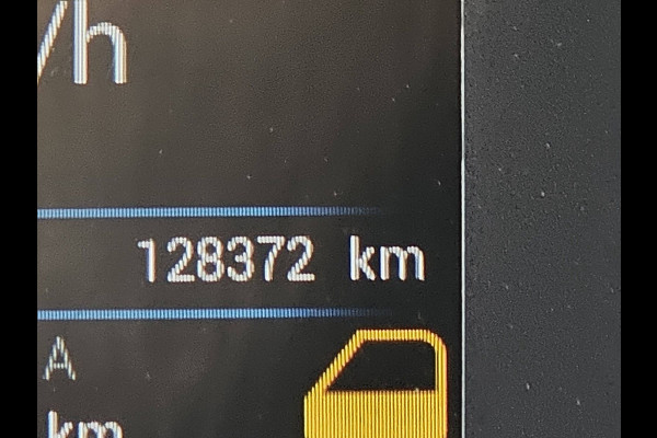 Iveco Daily 35S14 L2H2 Automaat Euro6 3.5T-Trekhaak 3-Zits Airco/ECC Standkachel 3-Zits Stoelverwarming