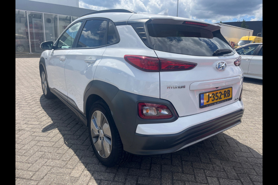 Hyundai Kona EV Premium 64 kWh