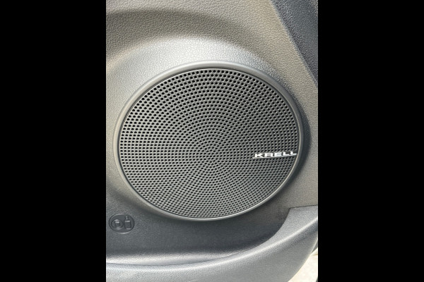 Hyundai Kona EV Premium 64 kWh