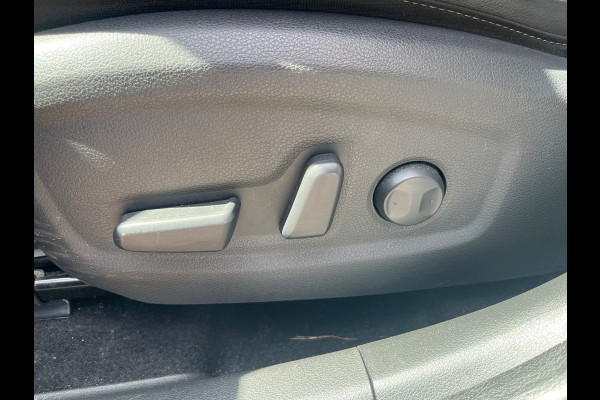 Hyundai Kona EV Premium 64 kWh