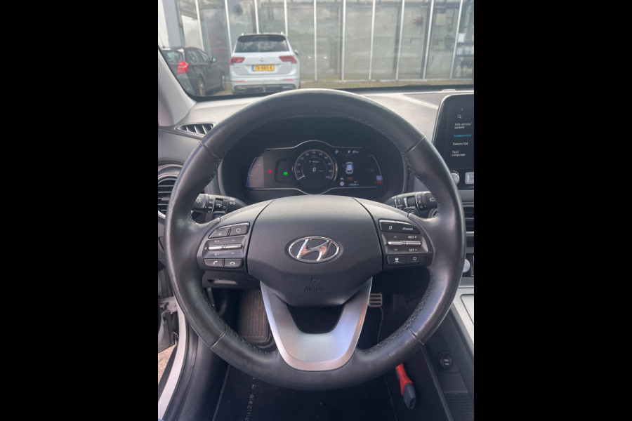 Hyundai Kona EV Premium 64 kWh