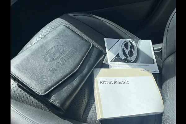 Hyundai Kona EV Premium 64 kWh