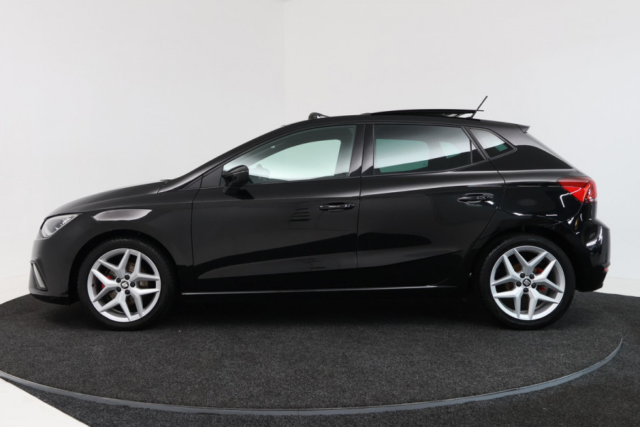 Seat Ibiza 1.0 TSI FR Business Intense (PANORAMADAK, DIGITALE COCKPIT, LED, NAVI, CAMERA, CARPLAY, ADAPTIVE CRUISE)