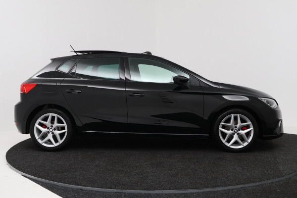 Seat Ibiza 1.0 TSI FR Business Intense (PANORAMADAK, DIGITALE COCKPIT, LED, NAVI, CAMERA, CARPLAY, ADAPTIVE CRUISE)