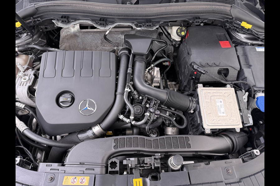 Mercedes-Benz GLA 200 Luxury | Sfeer LED