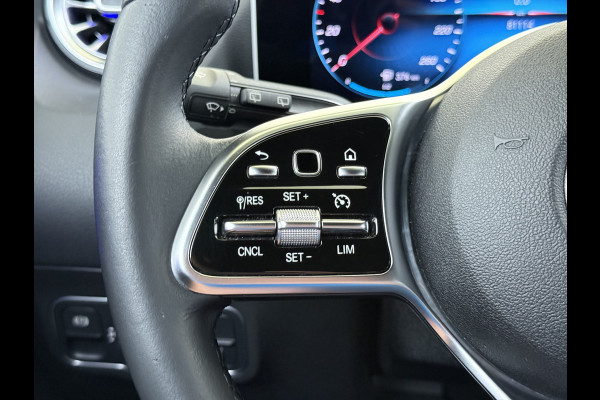 Mercedes-Benz GLA 200 Luxury | Sfeer LED