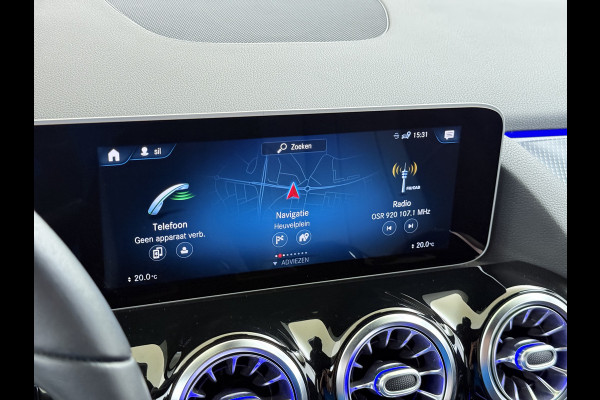 Mercedes-Benz GLA 200 Luxury | Sfeer LED