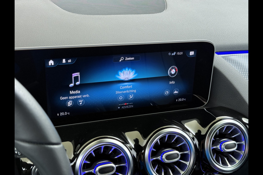 Mercedes-Benz GLA 200 Luxury | Sfeer LED
