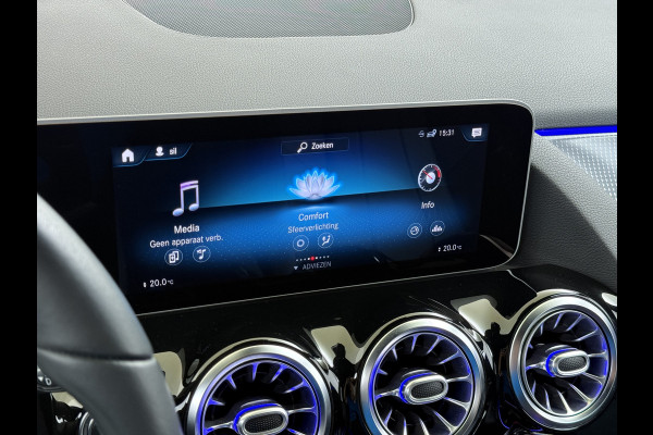 Mercedes-Benz GLA 200 Luxury | Sfeer LED