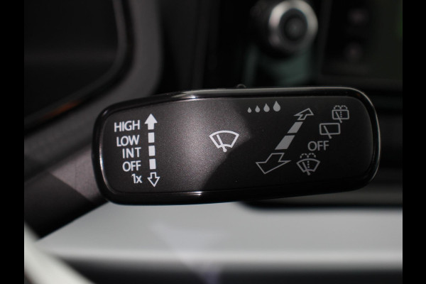 Seat Ibiza 1.0 EcoTSI 110pk Automaat FR Climate Control Adaptieve cruise control LED Keyless Parkeersensoren Verwarmde voorstoelen Achteruitrij Camera Apple Carplay/ Android Auto