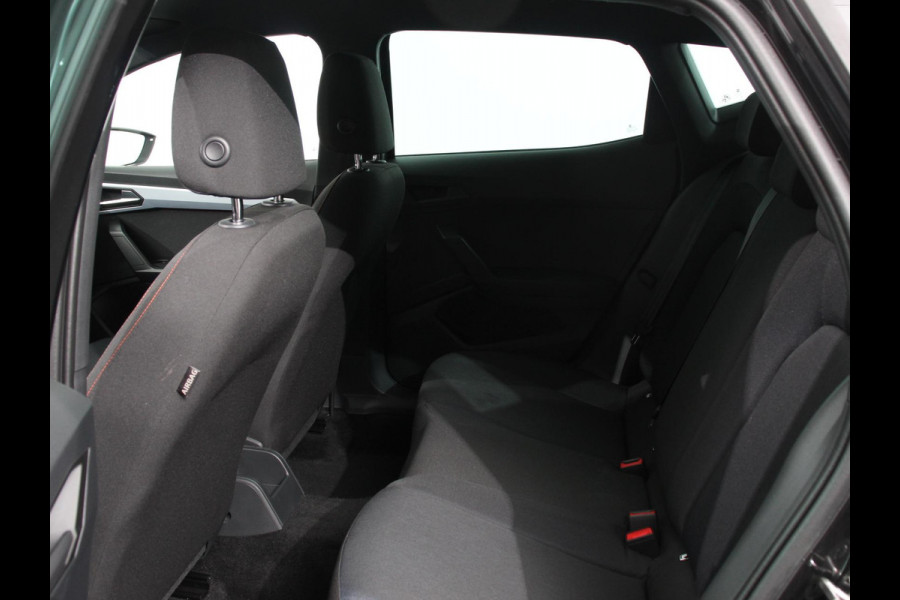 Seat Ibiza 1.0 EcoTSI 110pk Automaat FR Climate Control Adaptieve cruise control LED Keyless Parkeersensoren Verwarmde voorstoelen Achteruitrij Camera Apple Carplay/ Android Auto