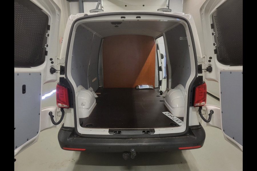 Volkswagen Transporter 2.0TDI 150pk L2/H1 Automaat Euro 6!