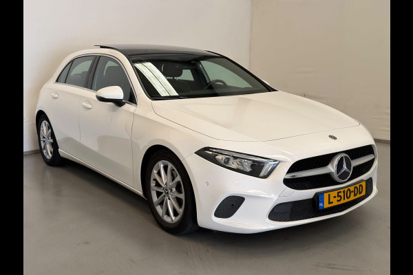 Mercedes-Benz A-Klasse 180 / Pano / Widescreen / Sfeerverlichting